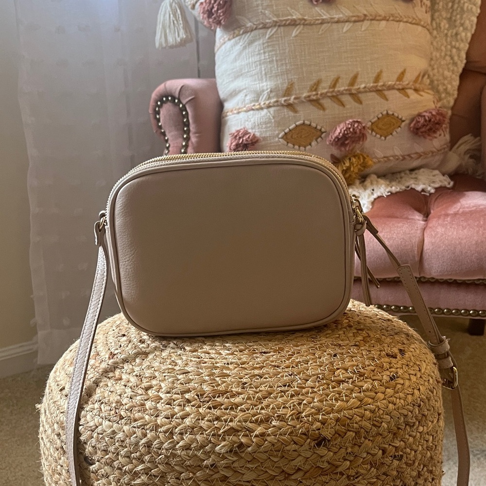 Mark & Graham Blush Essential Crossbody